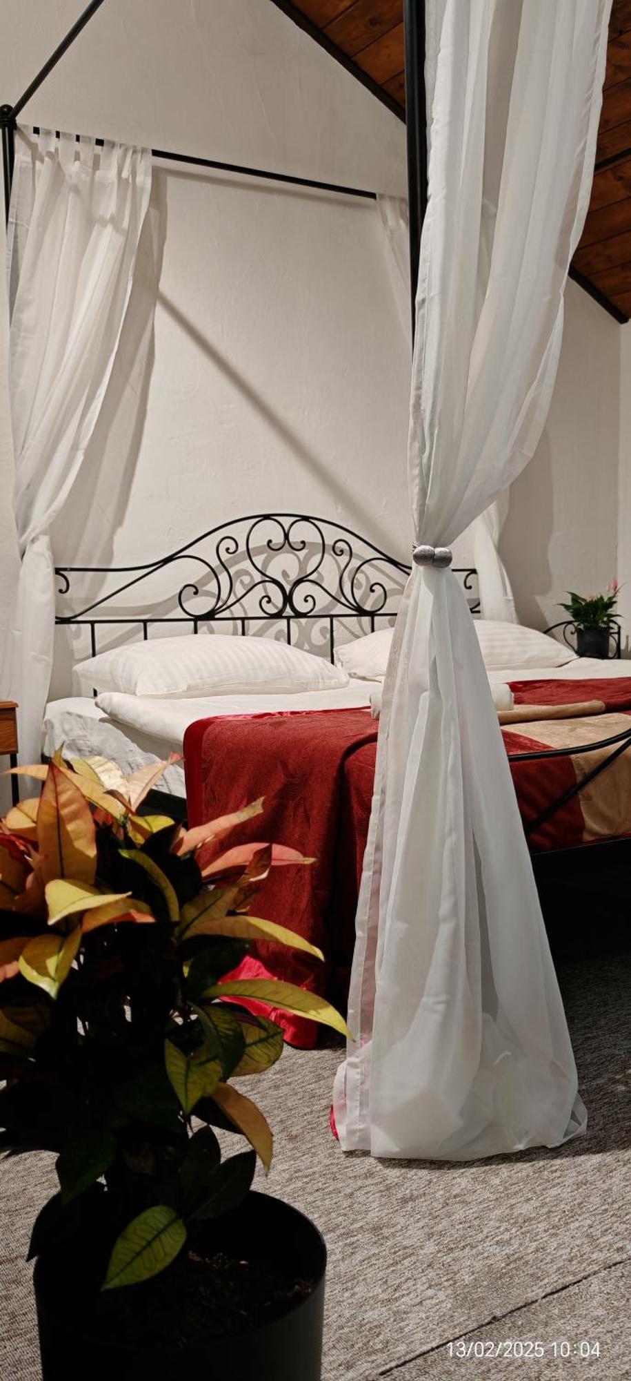 Hotel Plzensky Dvur Frýdek-Místek Dış mekan fotoğraf