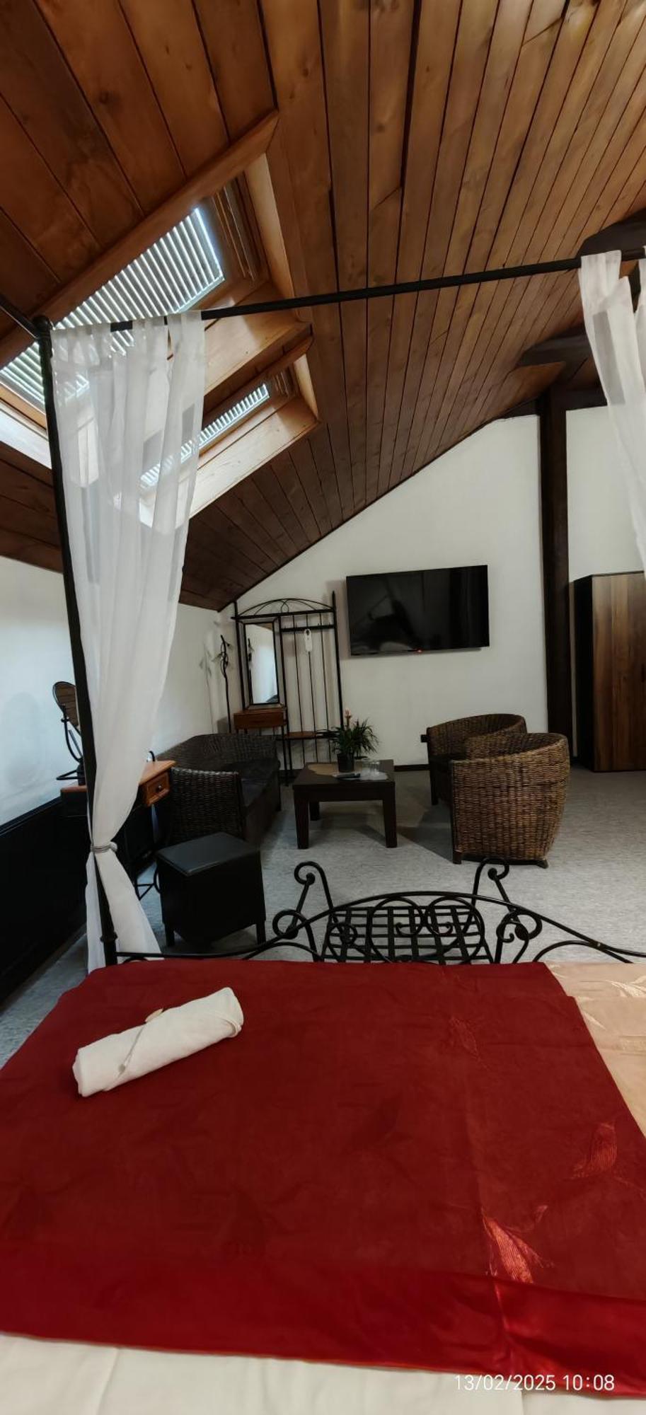 Hotel Plzensky Dvur Frýdek-Místek Dış mekan fotoğraf