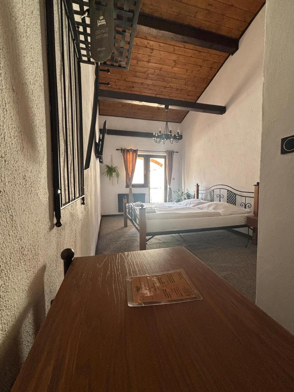 Hotel Plzensky Dvur Frýdek-Místek Dış mekan fotoğraf